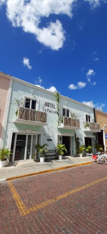 Hotel La Piazzetta — Hotel in Merida