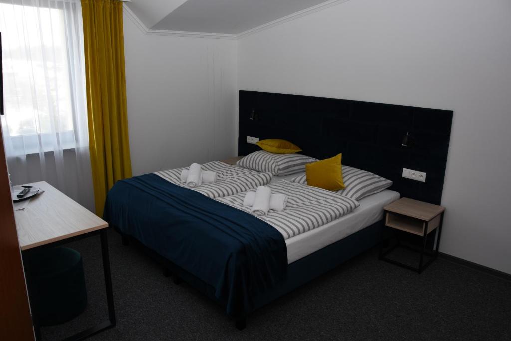 Dom Przyjęć Pradziad, Rogów