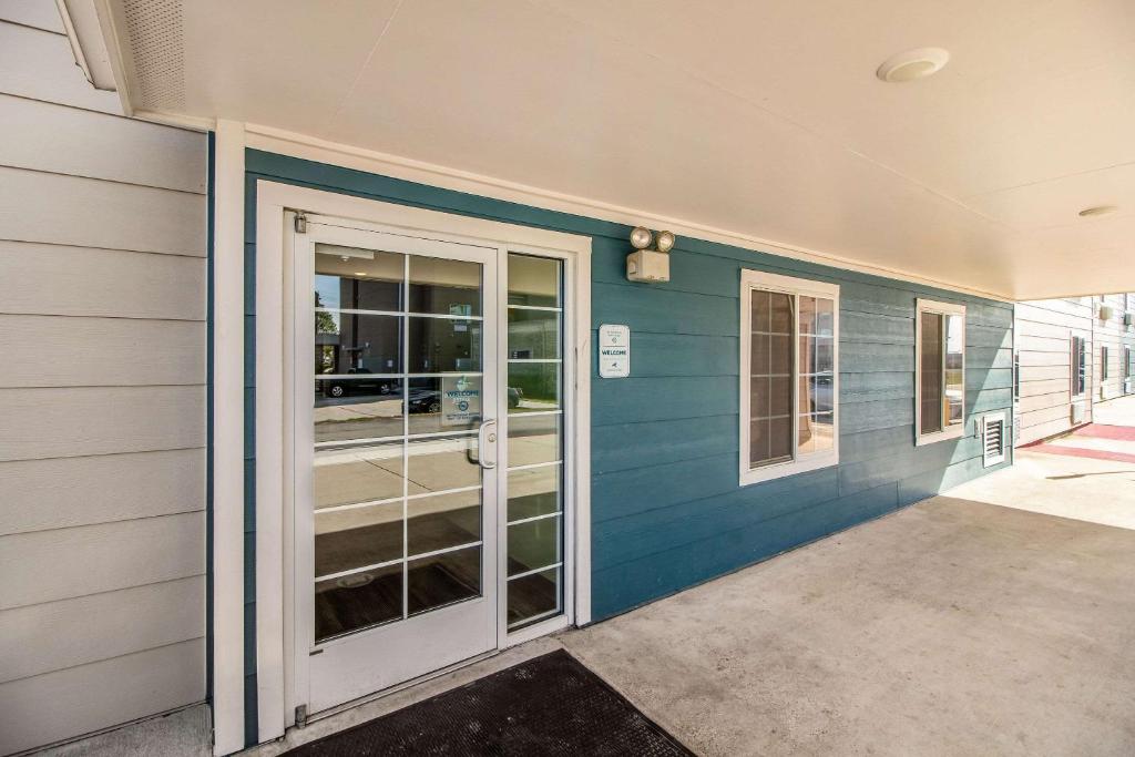 WoodSpring Suites Houston Baytown — Hotel in Baytown (TX)