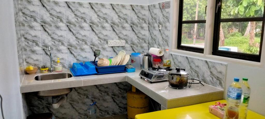 Avohomestay Syariah YouTube Netflix photo
