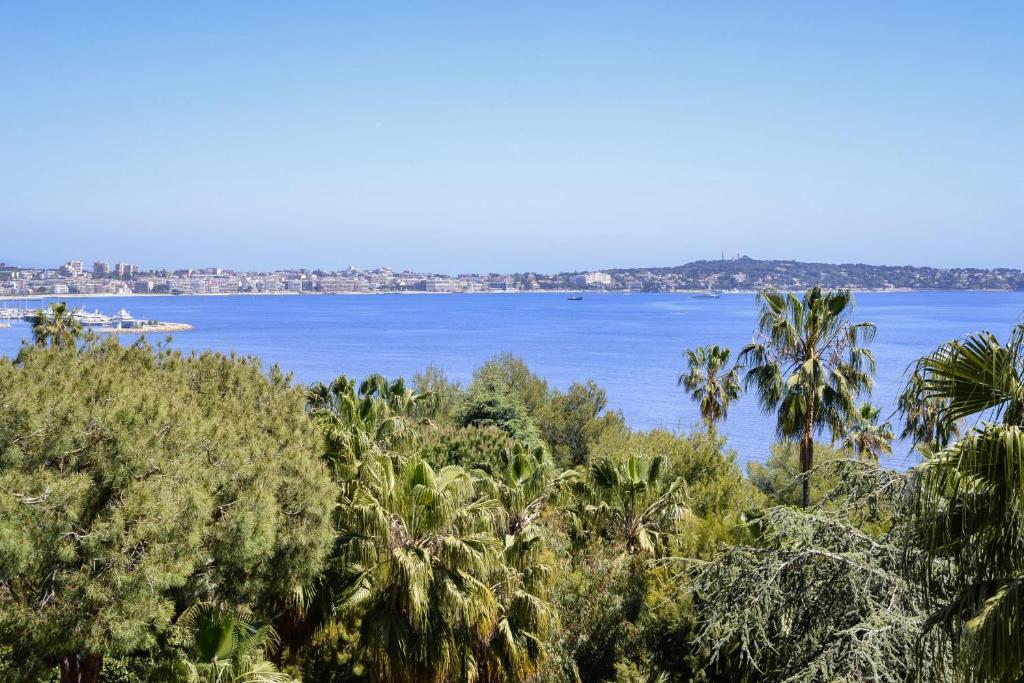 Côte d’Azur Sea View Tennis Beach Access - 2