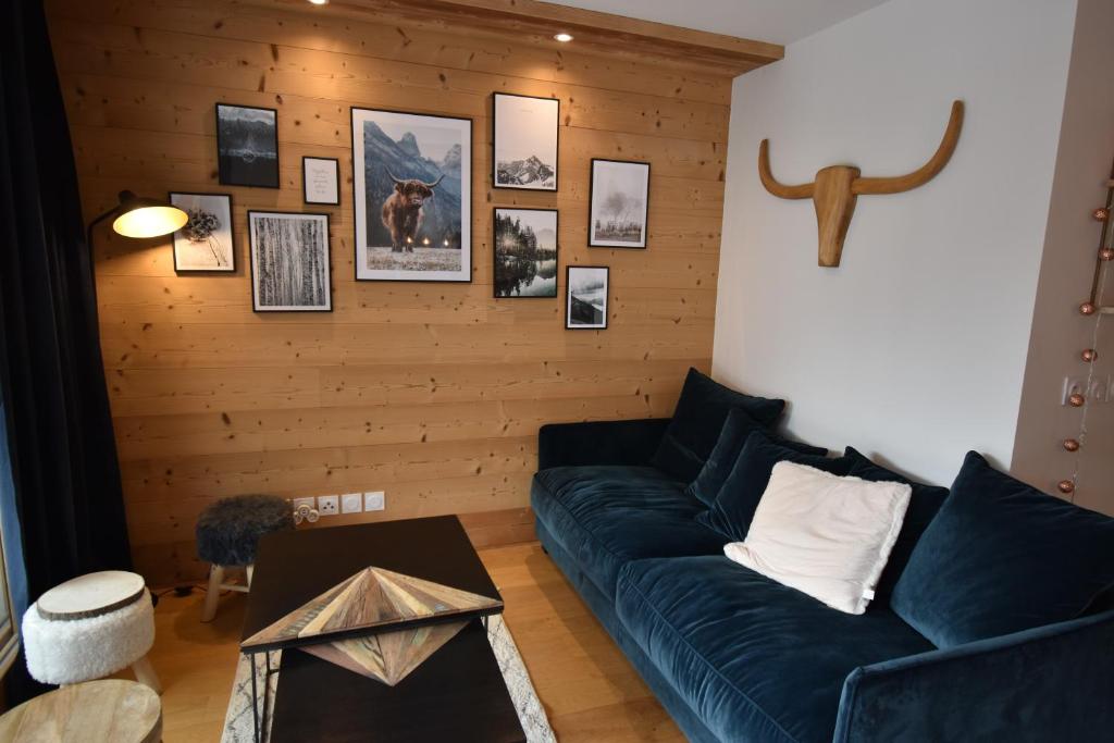 VAUJANYLOCATIONS - Saphir 04 - 2