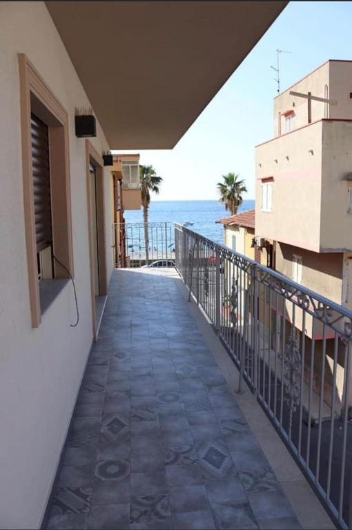 Samuel Fish, Bagnara Calabra