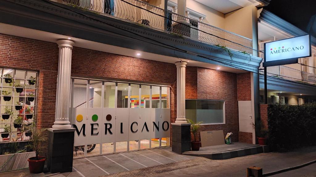 アメリカーノ シャリア (Americano Syariah) エントランス