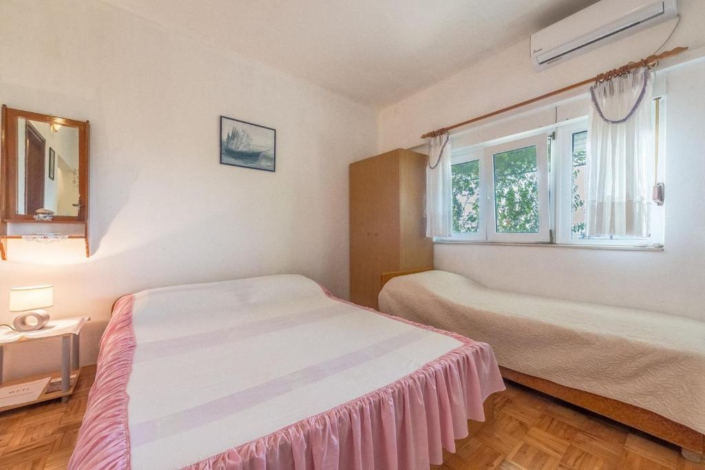 Apartments Blazenka photo