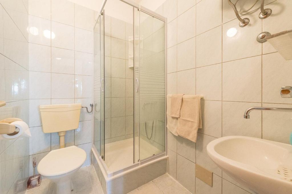 Apartments Blazenka photo