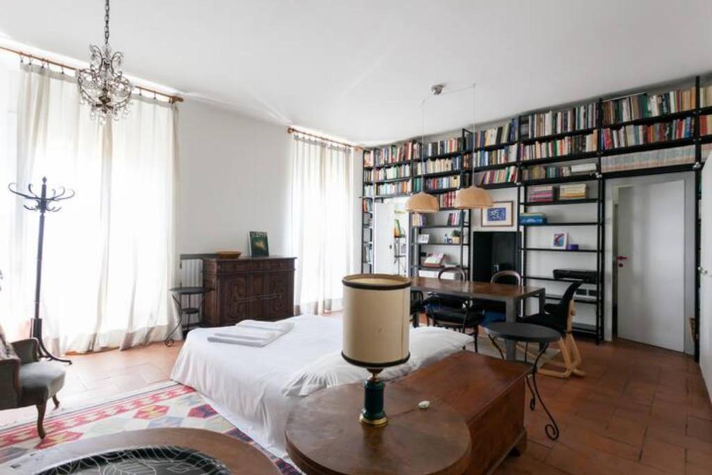 GuestHost - Porta Ticinese Balcony Apartment - 3