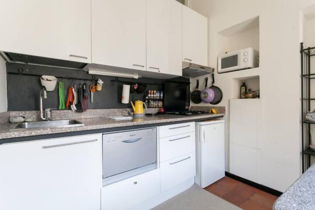 GuestHost - Porta Ticinese Balcony Apartment - 5