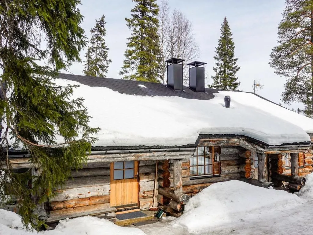 Holiday Home Kelo-ville by Interhome, hotel in Luosto