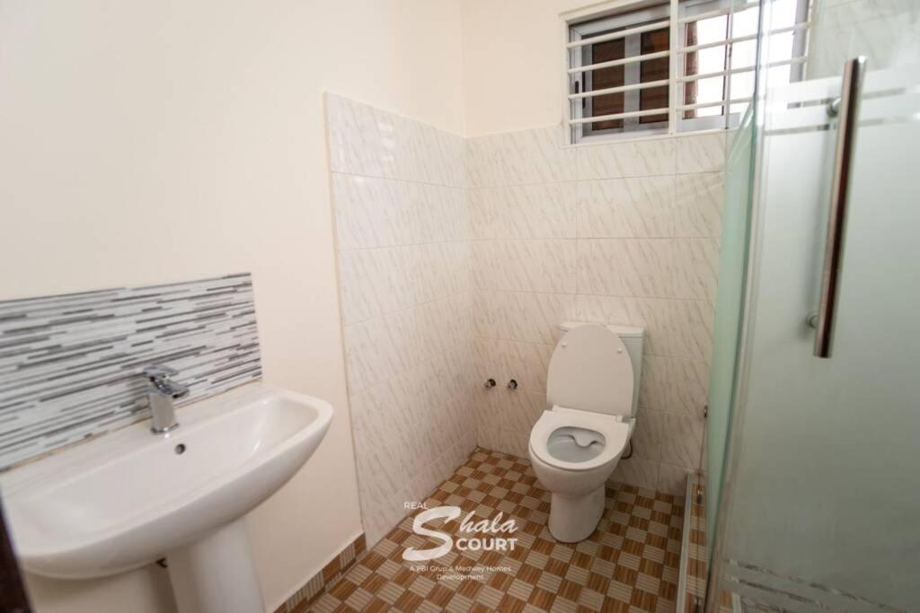 Luxurious 1 & 2 Bed Apartment at RealShala Homes, Adjiringanor - East Legon photo