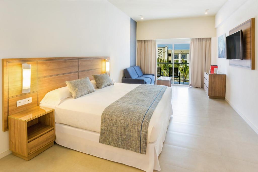 Riu Emerald Bay - All Inclusive