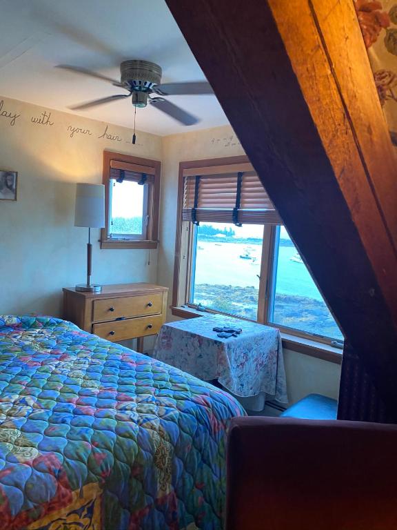 Harbor House Hotel by Umaniii in Jonesport Maine photo