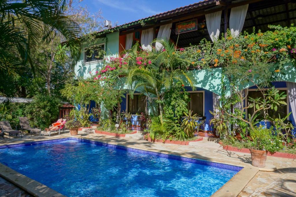 スイミングプール