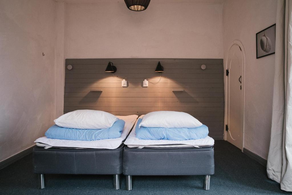 Family Room (3 Adults + 1 Child) - St: Hansgatan