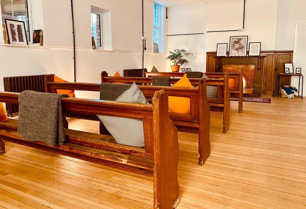 Endsleigh Park 共用ラウンジ/TVエリア