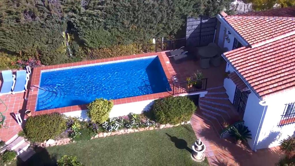 BONITA VILLA EN NERJA CASA PALOMAS - 3