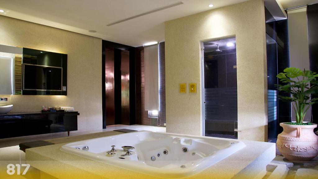為楓渡假別館 (Wehome Motel)