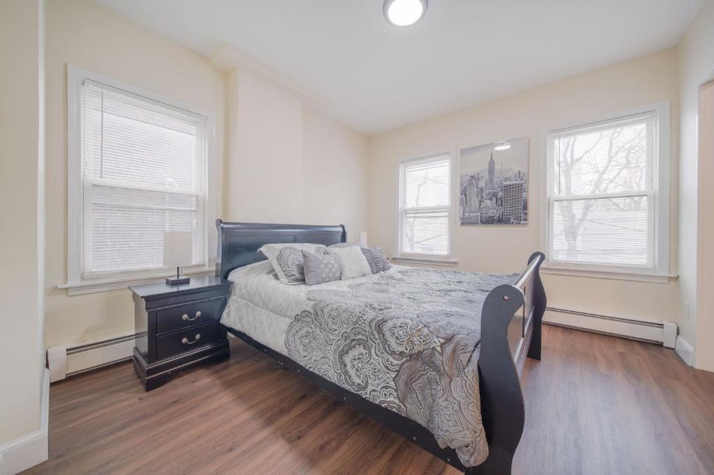 2bd Modern And Spacious Apt In The Heart Of Bos — Hotel in Boston (MA)