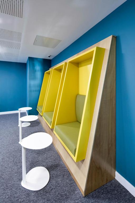 共用ラウンジ/TVエリア