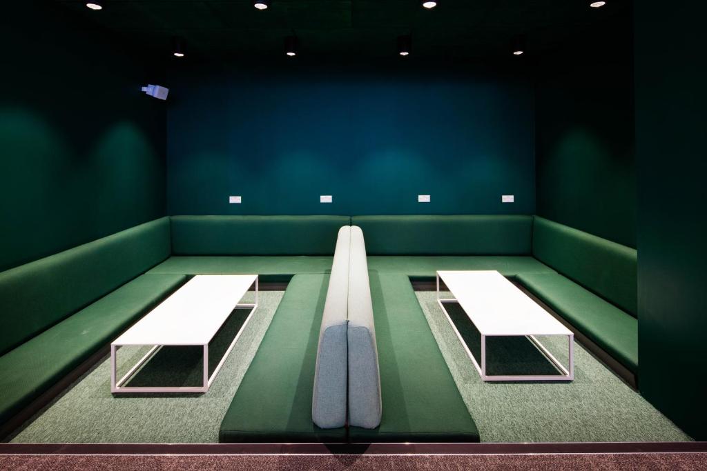 共用ラウンジ/TVエリア