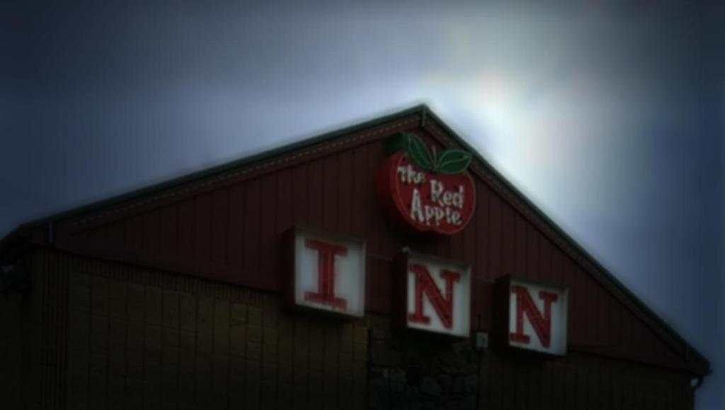 Red Apple Inn — Hotel in Detroit (MI)