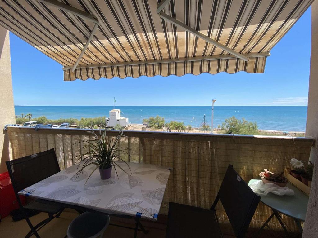 Studio climatise 2 couchages, Wifi, VUE MER directement à PORTIRAGNES PLAGE LXBFM10 - 2