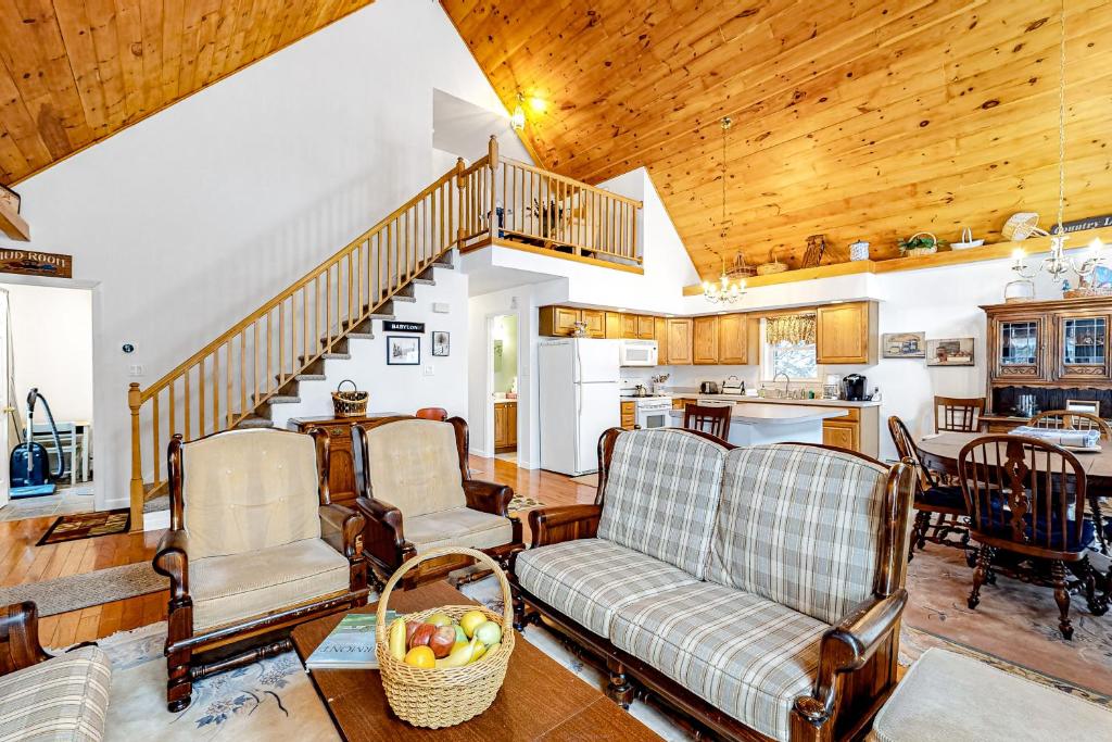 Ludlow Hideout, Ludlow