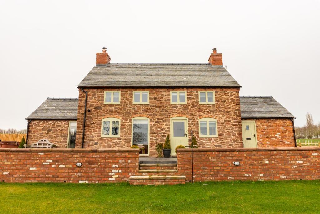 The Patches, Shrewsbury