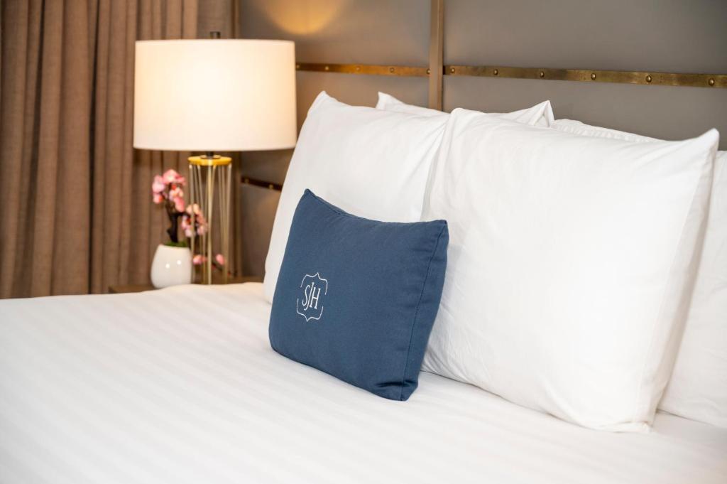 San Juan Hotel Miami Beach photo