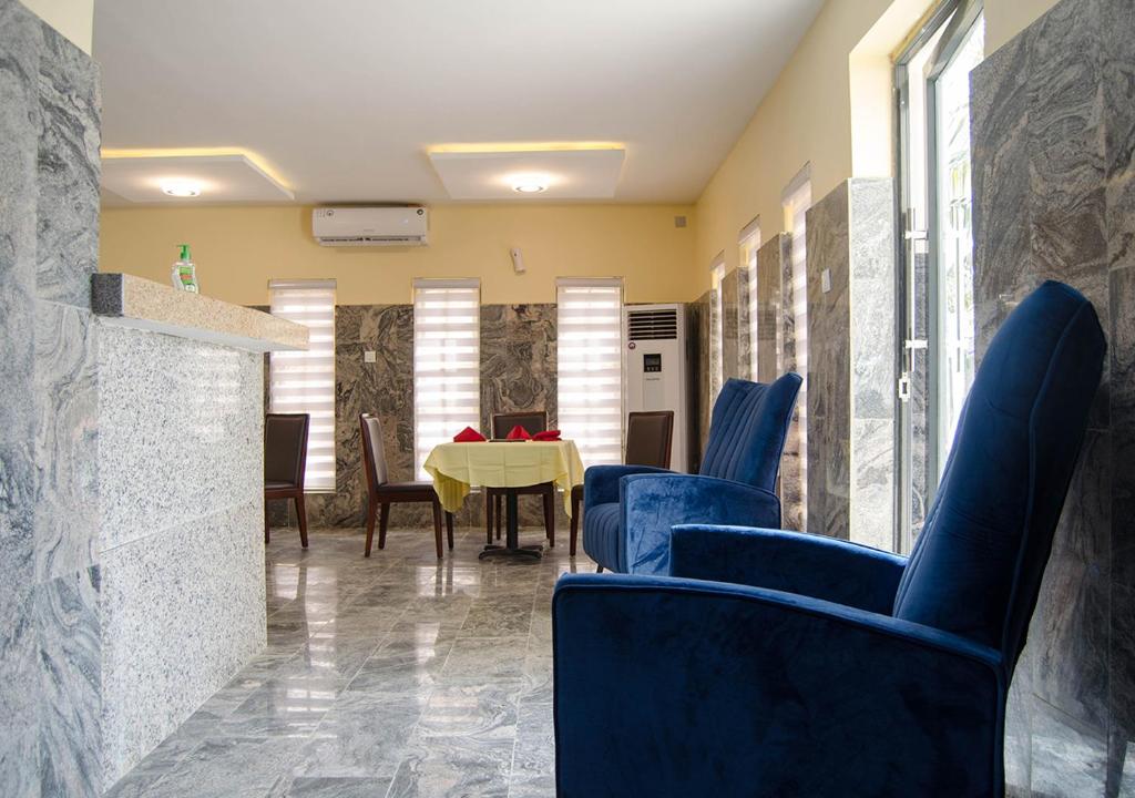 Residency Hotel Utako Abuja photo