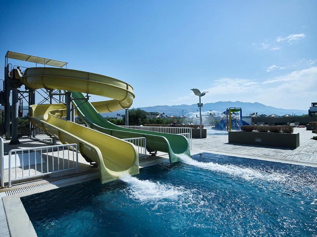 Pelagos Suites Hotel & Spa photo