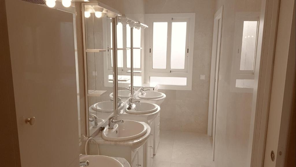 Hostel Penedes photo
