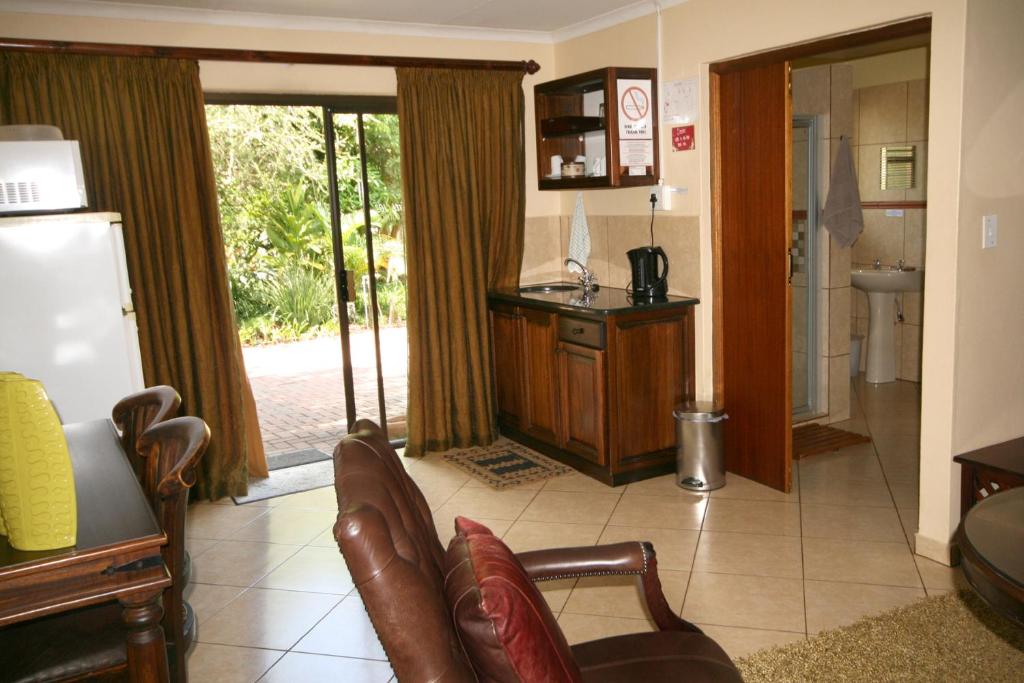 Selati 103 Guest Cottages photo