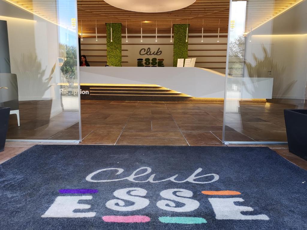 Club Esse Roccaruja — Hotel building in Stintino, Sardinia