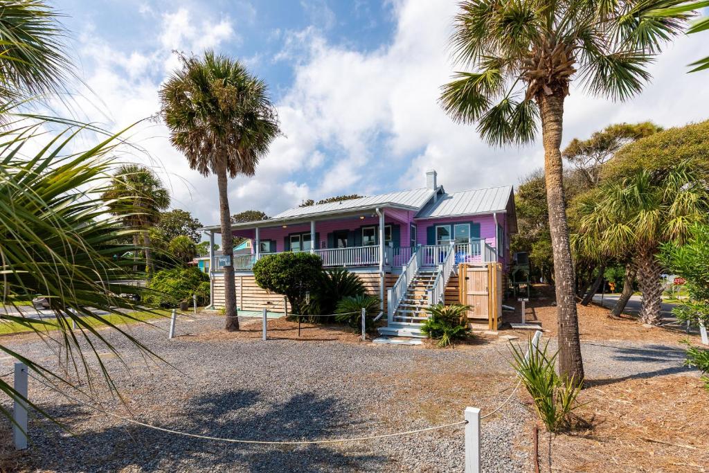 1120 E Arctic Ave - Neptune's Folly - Ocean View, Folly Beach