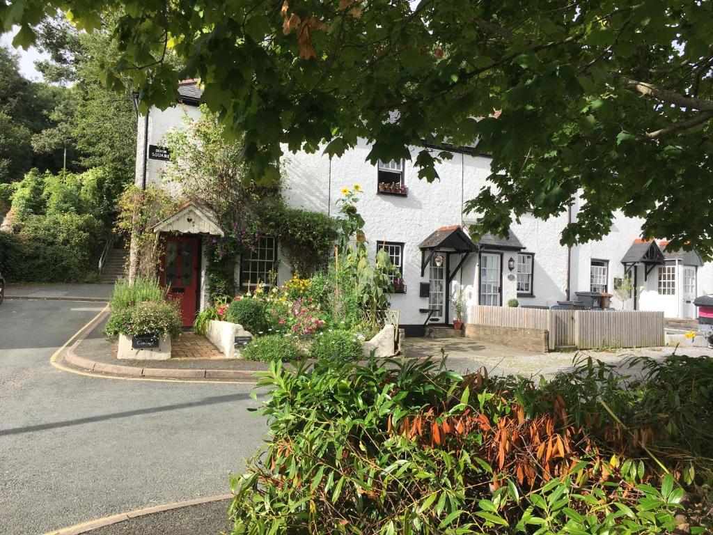 Gardener's Cottage, Kingsbridge photo 3