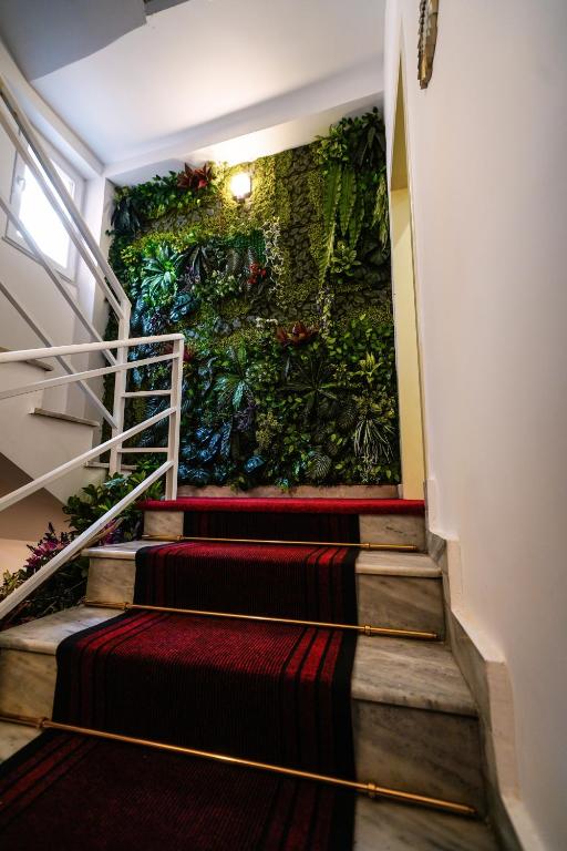 Rama's Hotel photo