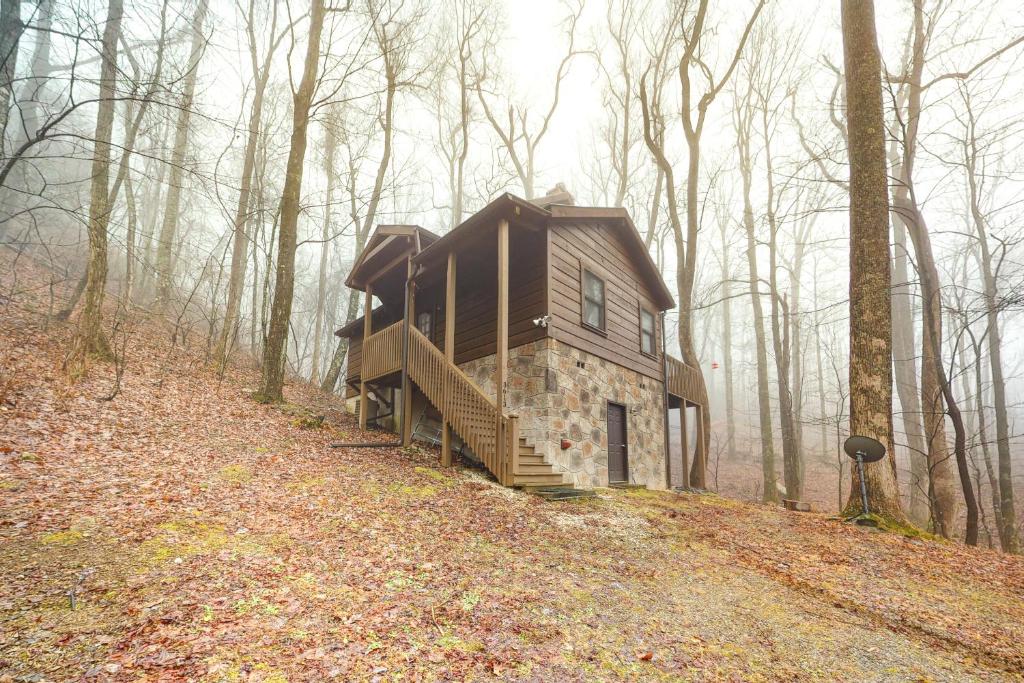 Cove Creek Cabin in Sevierville (TN) reviews, prices of Hotels