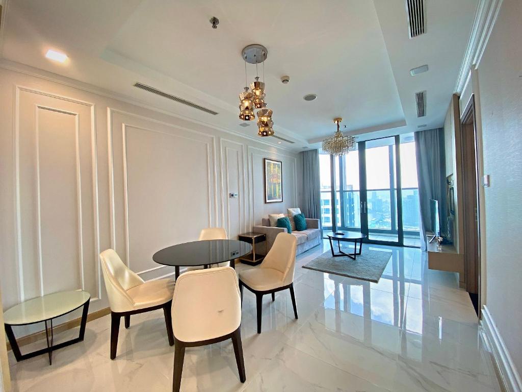 Landmark 81 - AirBnb