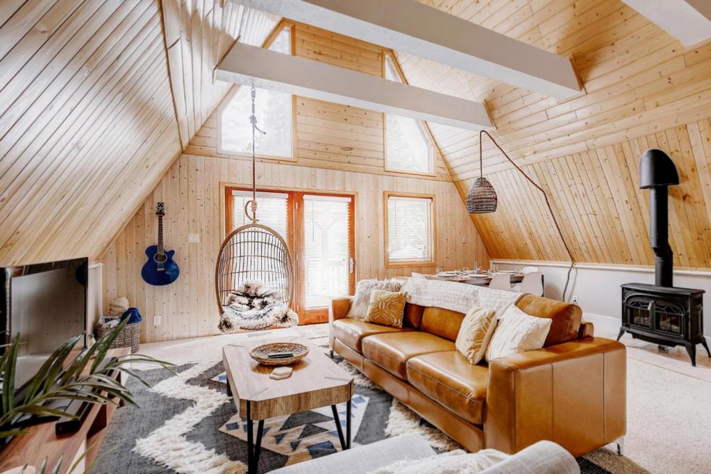 The Fox A-Frame - An Intimate Mountain Retreat, Breckenridge