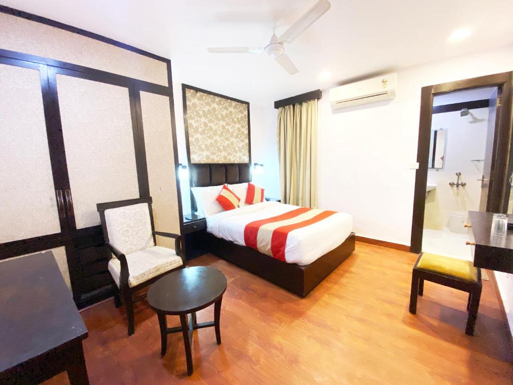 Hotel Admire Gold - Pachim Vihar Delhi — Hotel in New Delhi and NCR