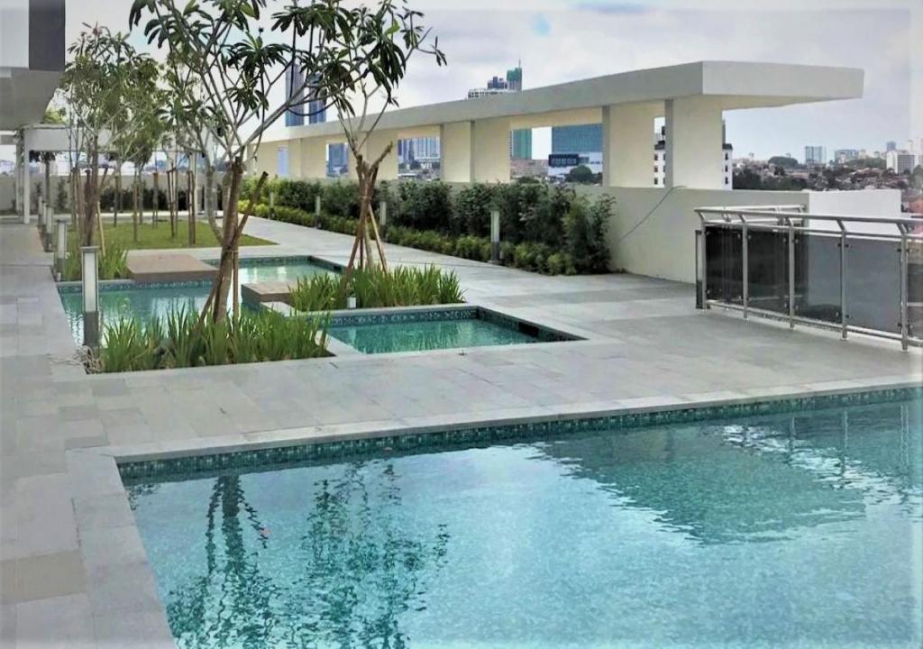 Suites at 1Tebrau photo