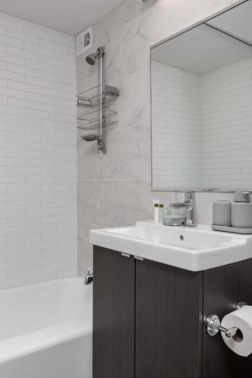 Sleek CWE Studio near BJC by Zencity photo
