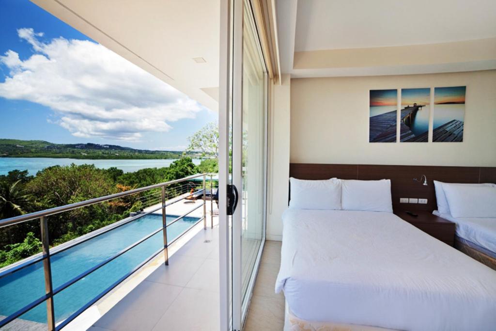 薄荷島海景套房精品酒店 (Ocean Suites Bohol Boutique Hotel)