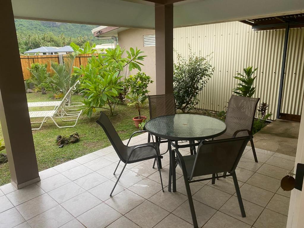 Lokai house photo