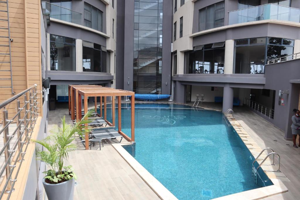 The Curve by the Park Apartment