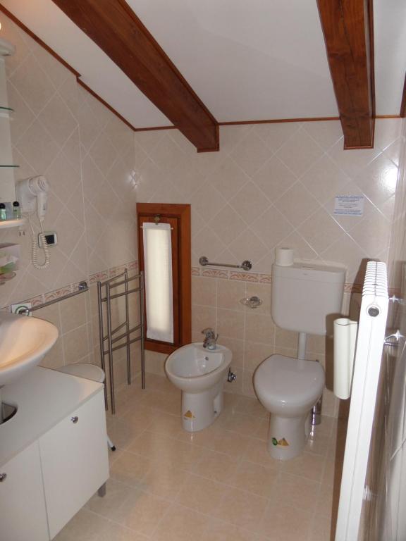 Pergola Rooms photo