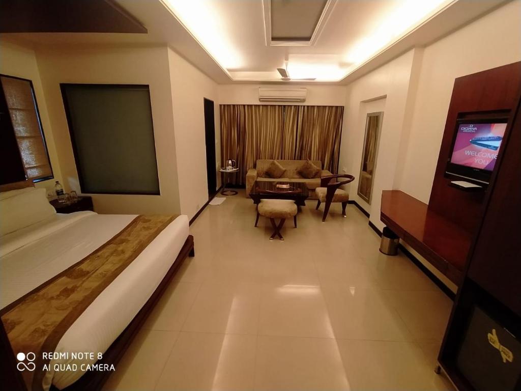 Kyriad Hotel Indore by OTHPL photo