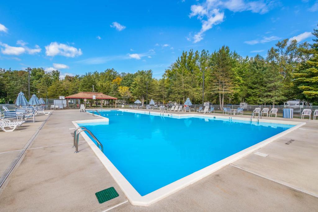 Rondout Valley Camping Resort Deluxe Park Model 3 photo