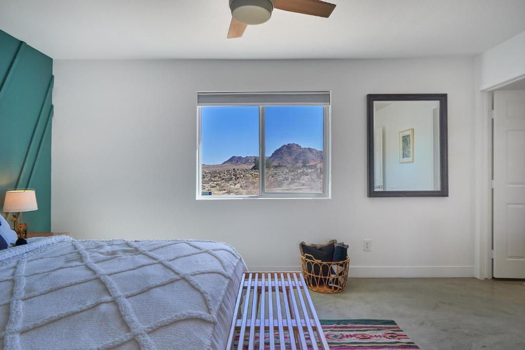 The Cherokee House in Joshua Tree photo